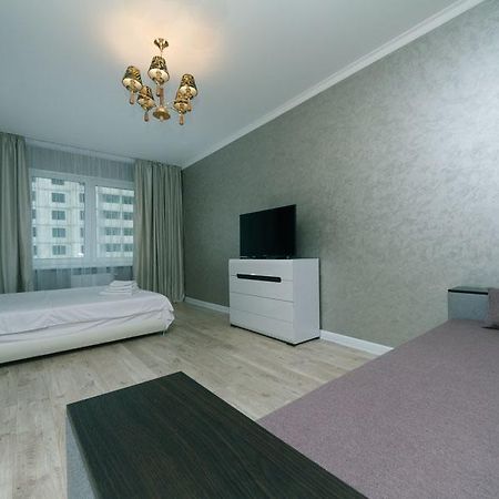 Sofii Rusovoi 3V Apartment Kyiv Exterior photo